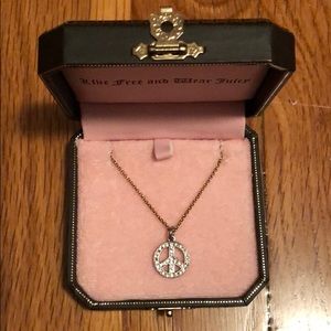 NIB Juicy Couture gold plated peace sign necklace